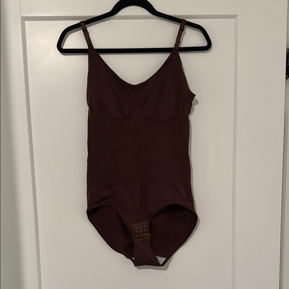 Brown shapewear contour bodysuit nwot tanktop